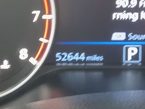 Used 2024 Nissan Altima 2.5 SV image 2