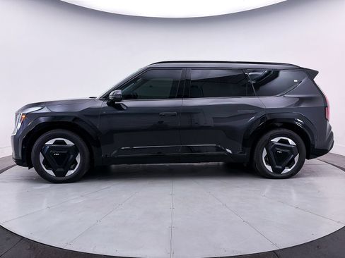 Certified 2024 Kia EV9 Land AWD/4WD image 46