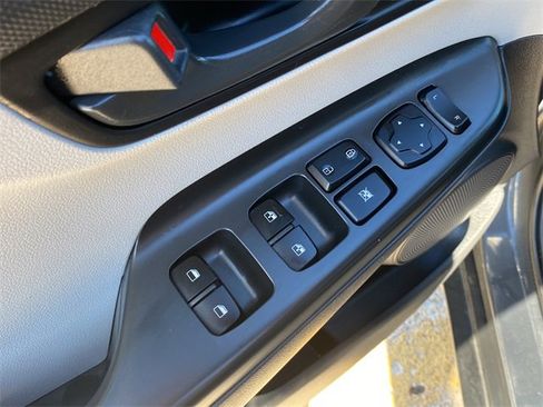 Used 2023 Hyundai Kona SEL image 20