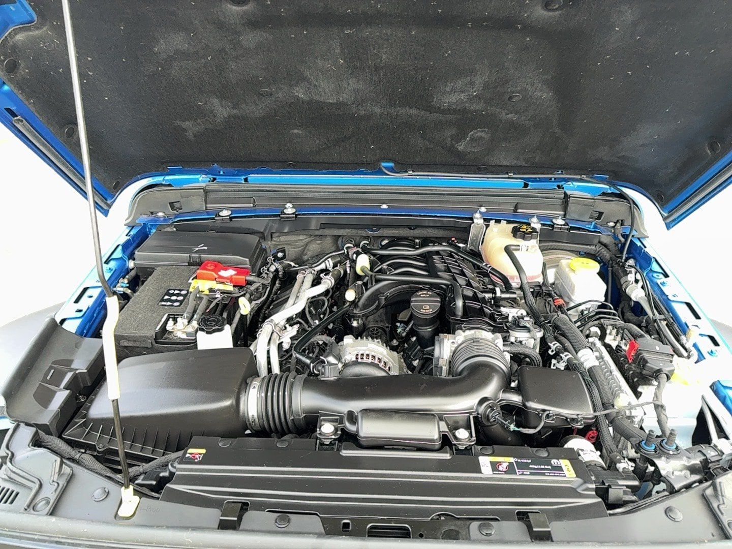 Used 2022 Jeep Wrangler Sport AWD/4WD image 28
