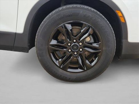 Used 2020 Chevrolet Blazer LT FWD image 22