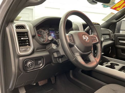 Certified 2024 RAM 2500 Big Horn w/ Sport Appearance Package image 17