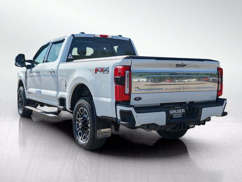 Used 2023 Ford F250 Platinum AWD/4WD image 3