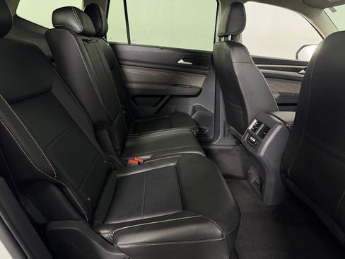 Used 2022 Volkswagen Atlas SE w/ Panoramic Sunroof Package image 31