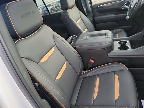 Used 2023 GMC Yukon AT4 AWD/4WD image 26