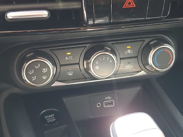 Certified 2025 Nissan Kicks S FWD image 14