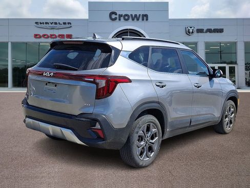 Used 2024 Kia Seltos S AWD/4WD image 6