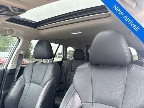 Used 2023 Subaru Outback Limited AWD/4WD image 12