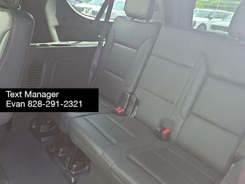 Used 2023 Chevrolet Suburban High Country w/ Premium Package AWD/4WD image 9