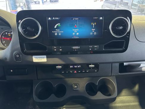 Used 2023 Mercedes-Benz Sprinter 3500 w/ Parking Package image 11