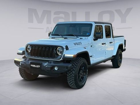 Used 2024 Jeep Gladiator Sport image 6
