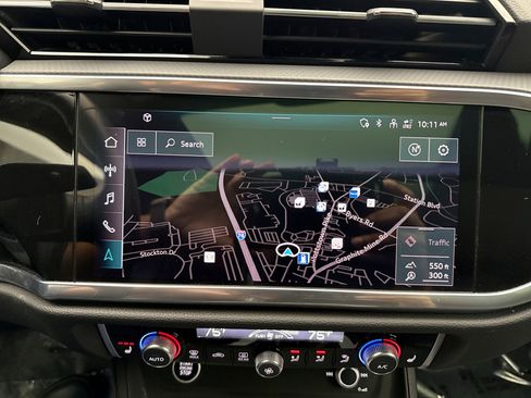 Used 2022 Audi Q3 2.0T Premium Plus w/ Premium Plus Package image 15