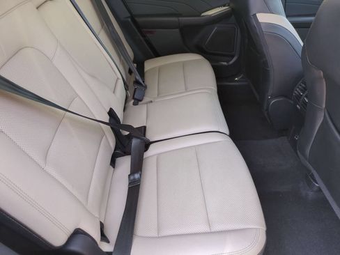 Used 2022 Ford Escape SEL w/ Technology Package AWD/4WD image 29