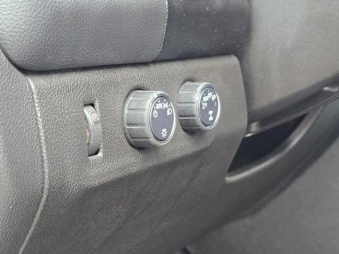 Used 2020 Chevrolet Colorado LT AWD/4WD image 24