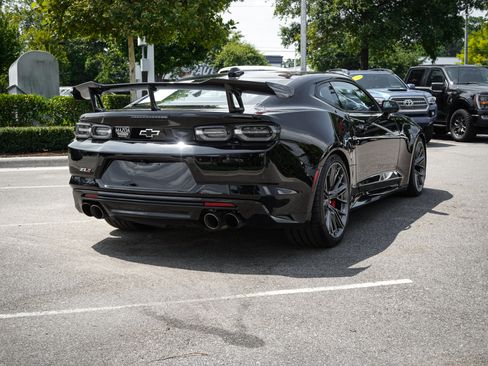 Used 2023 Chevrolet Camaro ZL1 RWD image 11