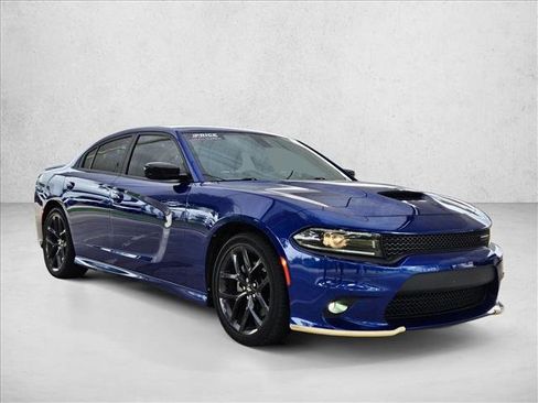 Used 2022 Dodge Charger GT w/ Blacktop Package RWD image 3