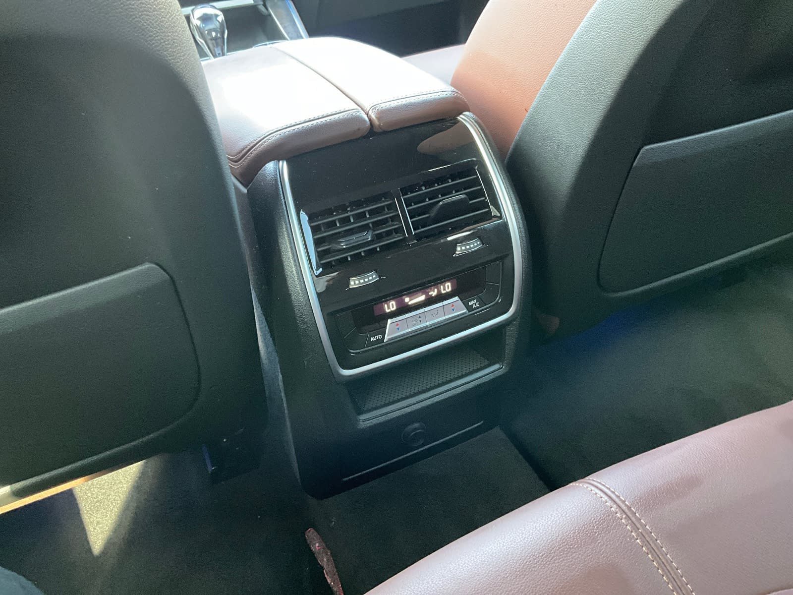 Used 2021 BMW X5 sDrive40i w/ Premium Package 2 RWD image 9