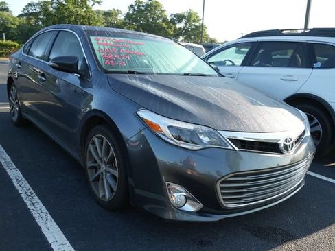 Used 2015 Toyota Avalon XLE Touring FWD image 1