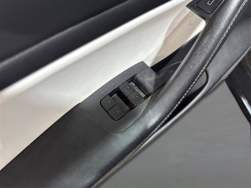 Used 2021 Tesla Model 3 Standard Range Plus RWD image 29