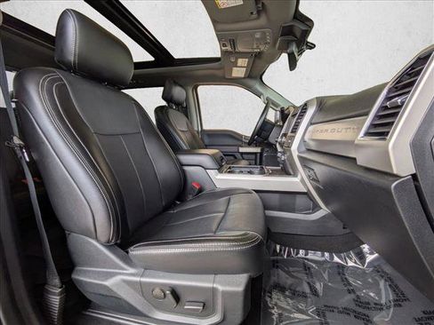 Used 2021 Ford F250 Lariat image 21