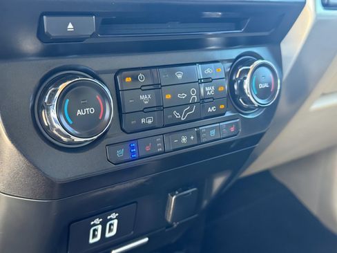 Used 2017 Ford F250 Lariat w/ Lariat Value Package image 21