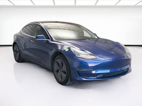 Used 2020 Tesla Model 3 Standard Range Plus image 3