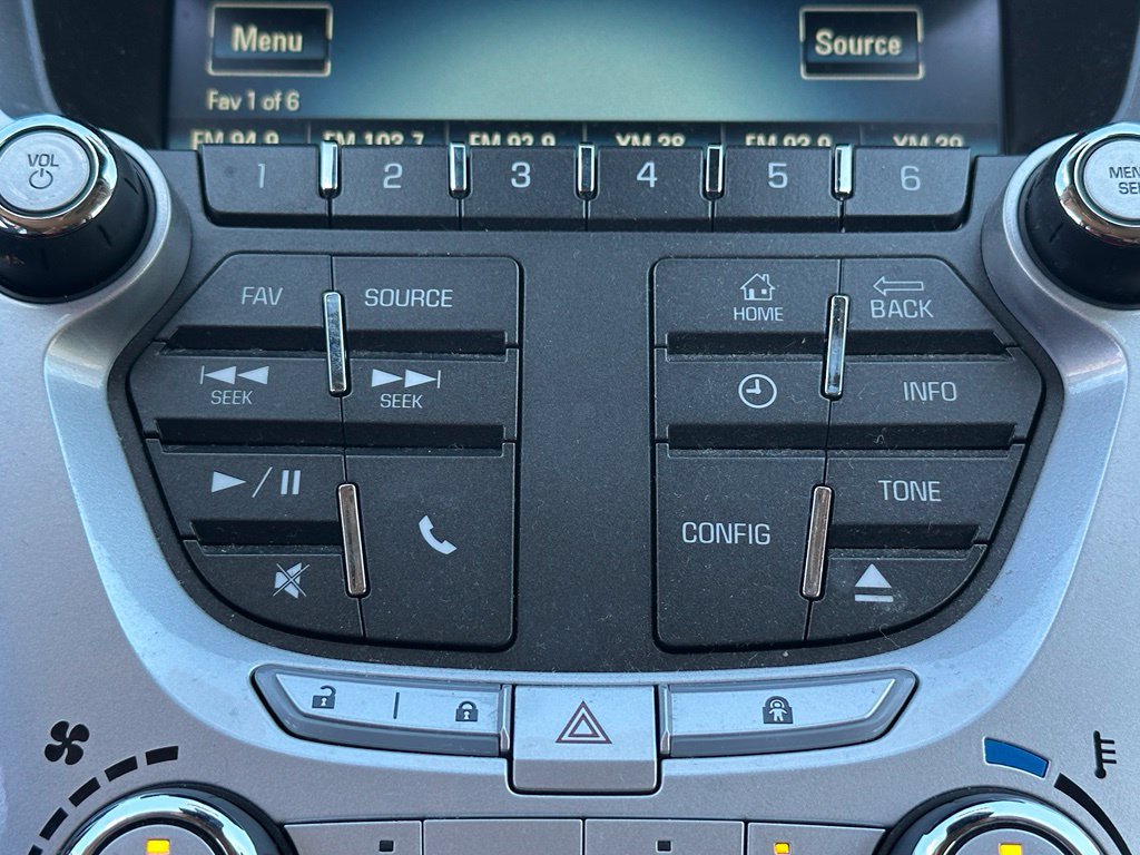 Used 2012 Chevrolet Equinox LT FWD image 17
