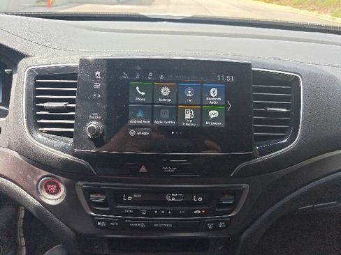 Used 2023 Honda Passport EX-L image 11