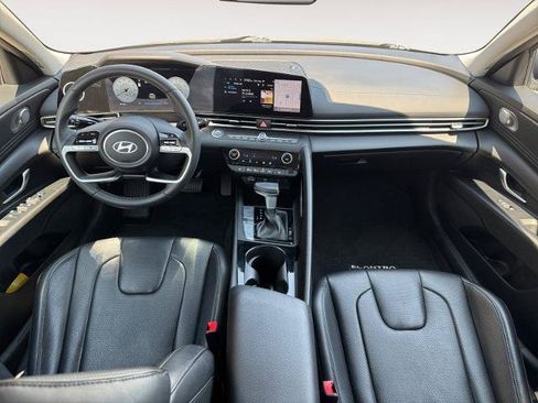 Used 2024 Hyundai Elantra Limited FWD image 10