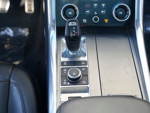 Used 2020 Land Rover Range Rover Sport HSE Dynamic image 47