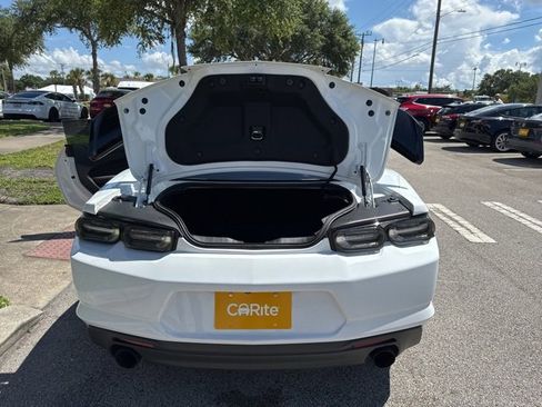 Used 2022 Chevrolet Camaro LT image 19