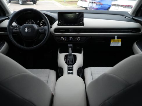 Used 2025 Honda HR-V LX image 19