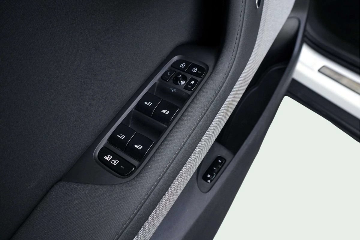 Used 2023 Polestar Polestar 2 w/ Pilot Pack FWD image 14