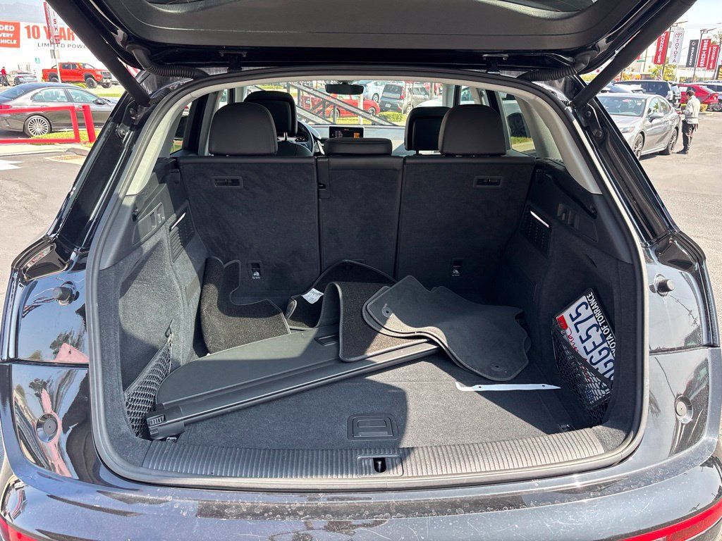 Used 2018 Audi Q5 2.0T Premium AWD/4WD image 10