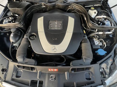 Used 2009 Mercedes-Benz C 300 4MATIC Sedan image 9