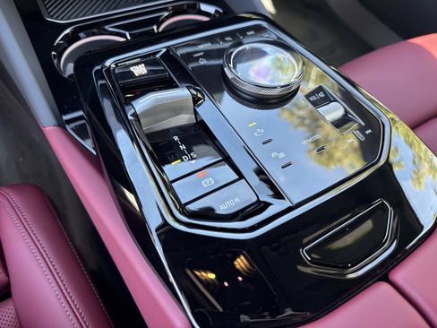 New 2026 BMW 530i w/ Premium Package image 25