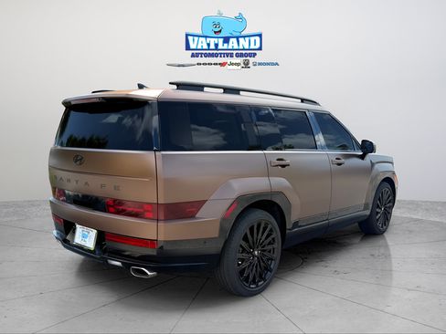 Used 2024 Hyundai Santa Fe Calligraphy FWD image 5
