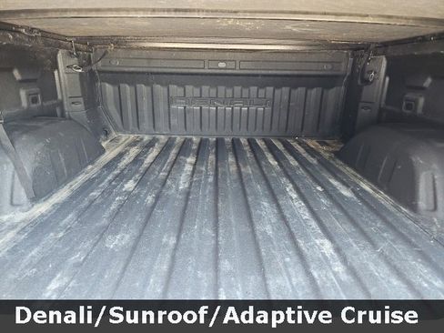 Used 2022 GMC Sierra 1500 Denali w/ Denali Premium Package image 37