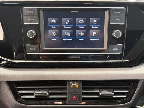 Used 2023 Volkswagen Taos S FWD image 36