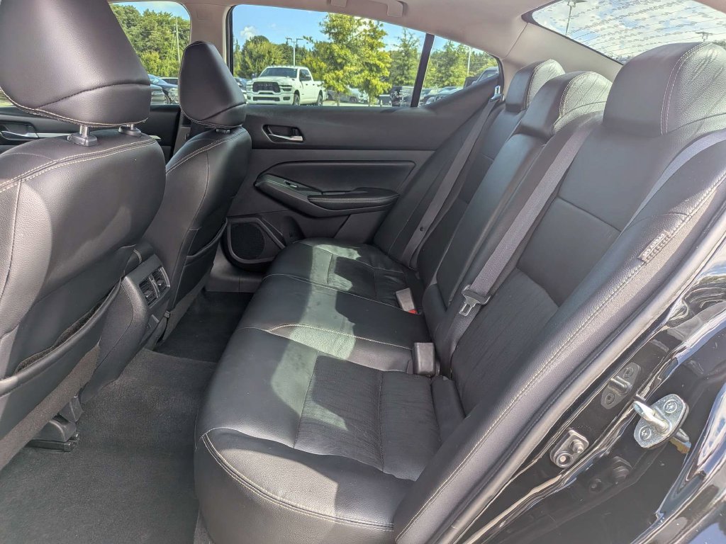 Used 2019 Nissan Altima 2.5 SL FWD image 12