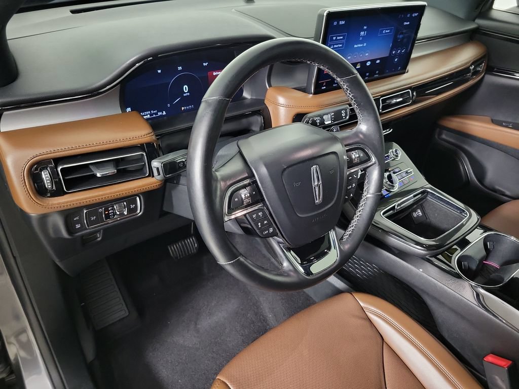 Certified 2022 Lincoln Nautilus Reserve AWD/4WD image 17