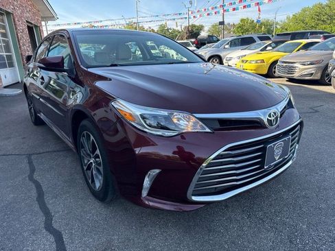 Used 2016 Toyota Avalon XLE w/ Protection Package FWD image 3