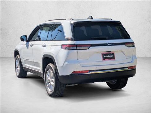 New 2025 Jeep Grand Cherokee Laredo X w/ Luxury Tech Group I image 9