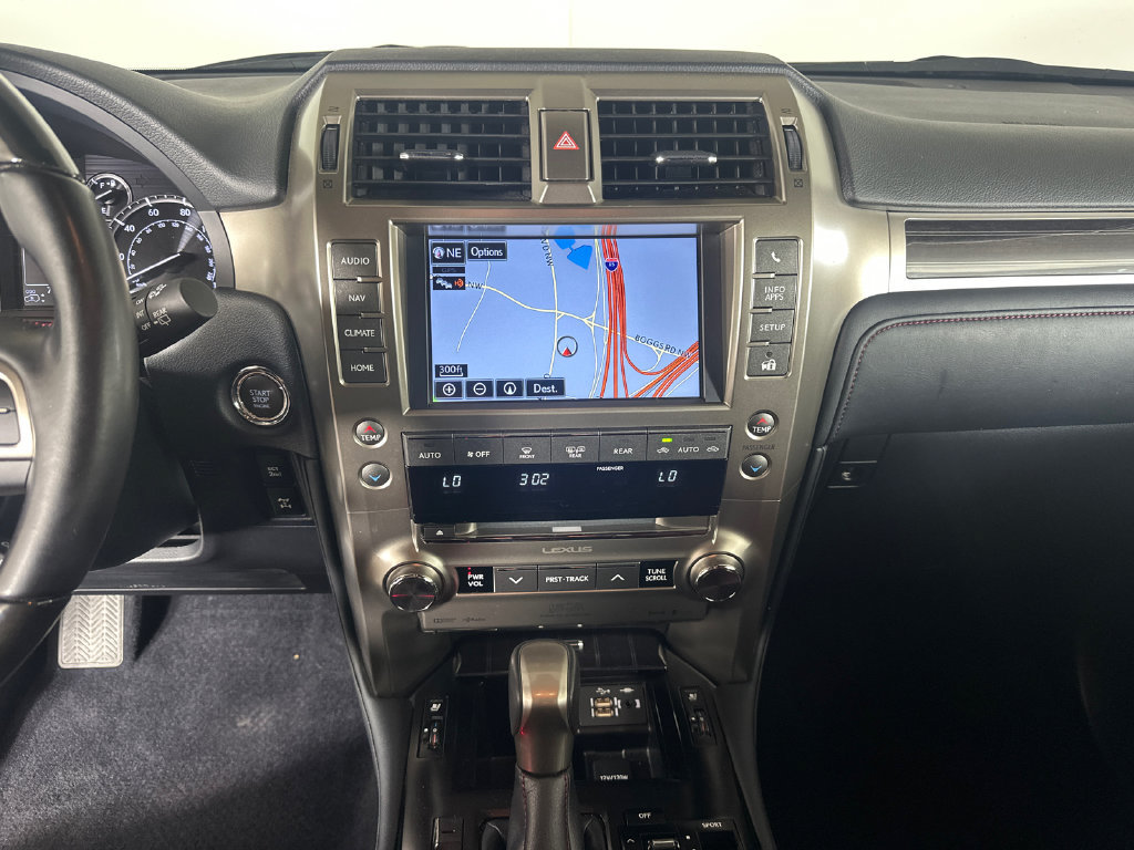 Used 2021 Lexus GX 460 Luxury w/ Accessory Package AWD/4WD image 27