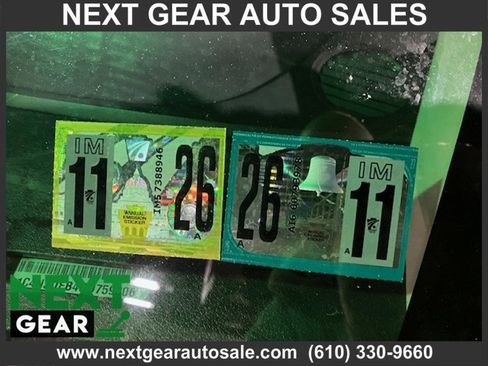 Used 2016 Jeep Compass Latitude image 12