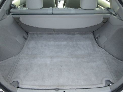 Used 2015 Toyota Prius Two image 10