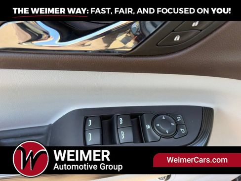 Used 2020 GMC Acadia SLT AWD/4WD image 20