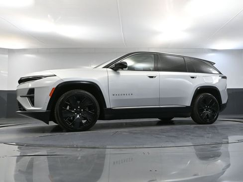 Used 2025 Jeep Wagoneer S Launch Edition image 60