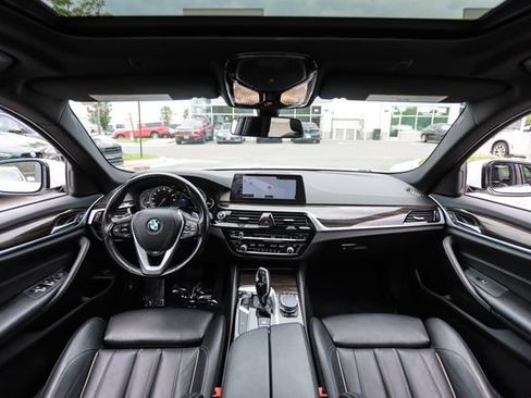 Used 2017 BMW 530i xDrive AWD/4WD image 36