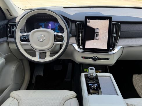 New 2026 Volvo XC90 B5 Ultra w/ Protection Package AWD/4WD image 10